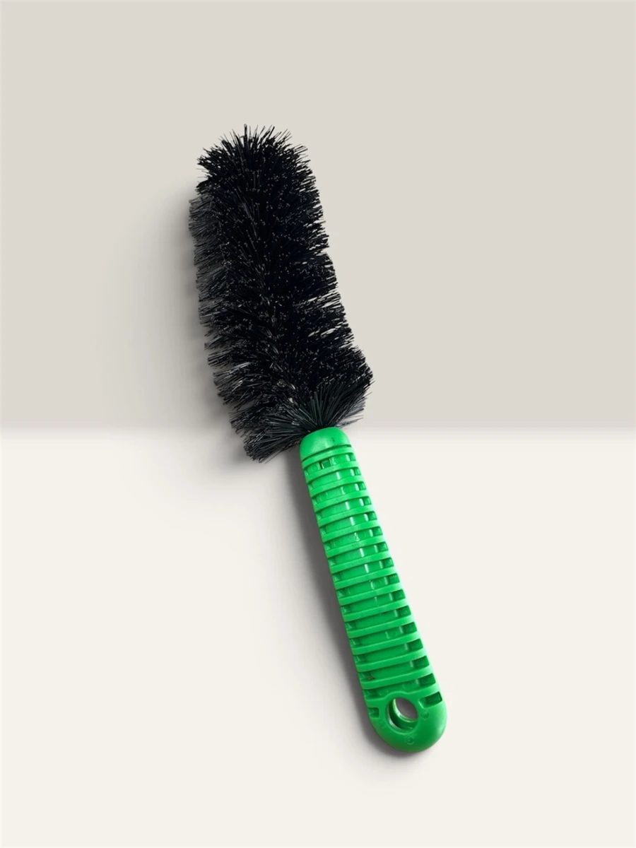 Cepillo Para LLantas 3D 